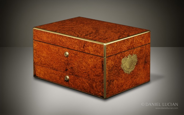 Burr Walnut Antique Jewellery Box Manufactured by Howell, James & Co.