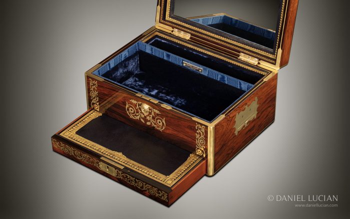 Antique Jewellery Box in Rosewood with Foliate Brass Inlay.