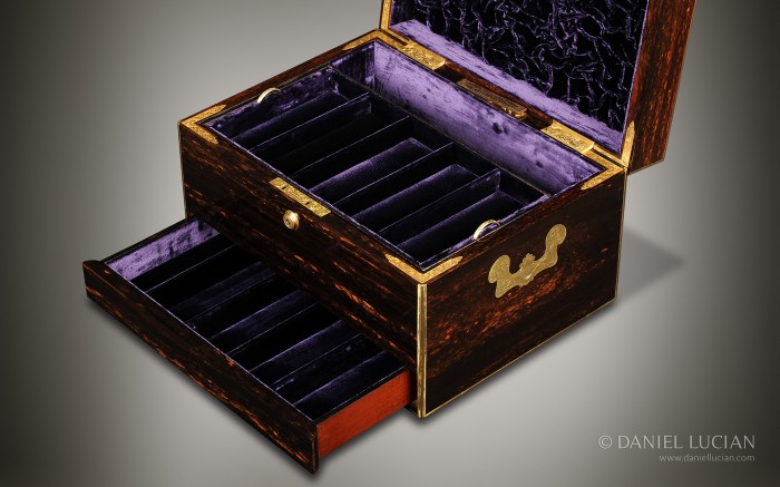 Antique Coromandel Jewellery Box by Leuchars, 38 Piccadilly, London.