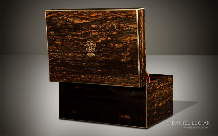 Antique Jewellery Box in Coromandel by Jenner & Knewstub.