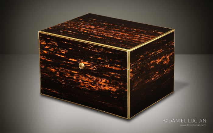 Coromandel Antique Jewellery Box by George Betjemann & Sons.