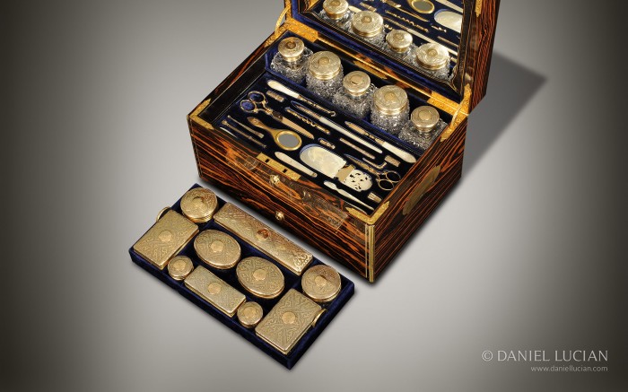 Antique Dressing Case in Calamander with Silver-Gilt / Gold Fittings by Walter Thornhill.