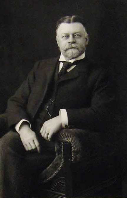 A portrait of William Lund.