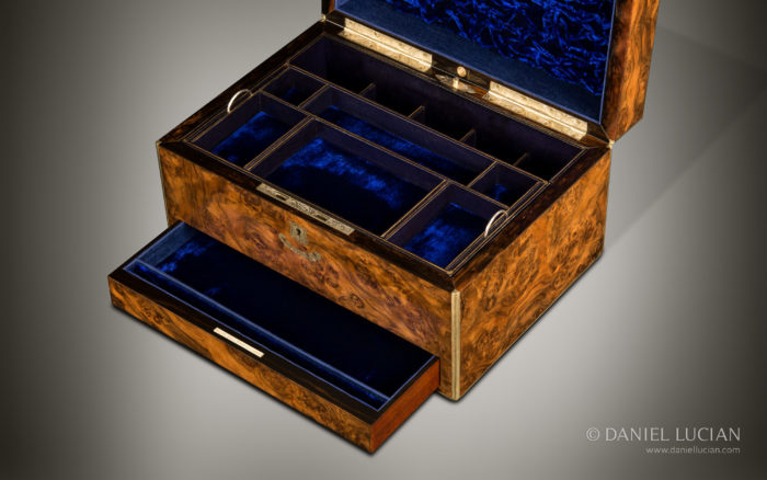 Antique Jewellery Box in Burr Walnut, by Joseph Pearce