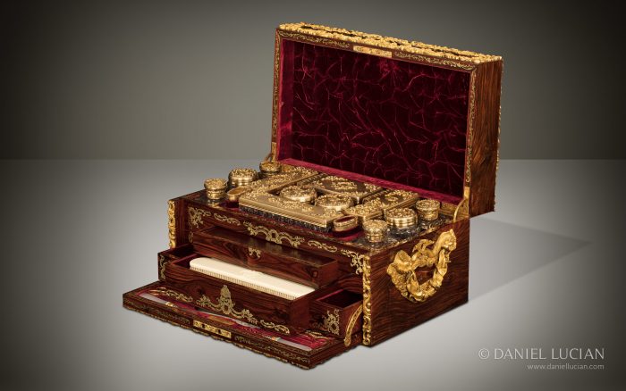 Magnificent Antique Dressing Case from Asprey, Displayed at the Great Exhibition of 1851.