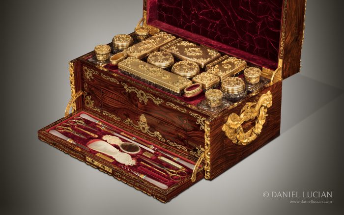 Magnificent Antique Dressing Case from Asprey, Displayed at the Great Exhibition of 1851.