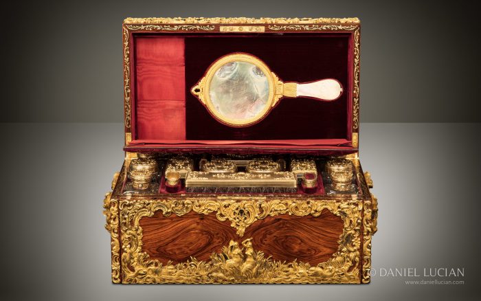 Magnificent Antique Dressing Case from Asprey, Displayed at the Great Exhibition of 1851.