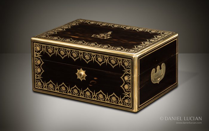 Antique Nécessaire de Voyage Dressing Case in Ebony with Floral Brass Inlay by Aucoc Ainé à Paris.