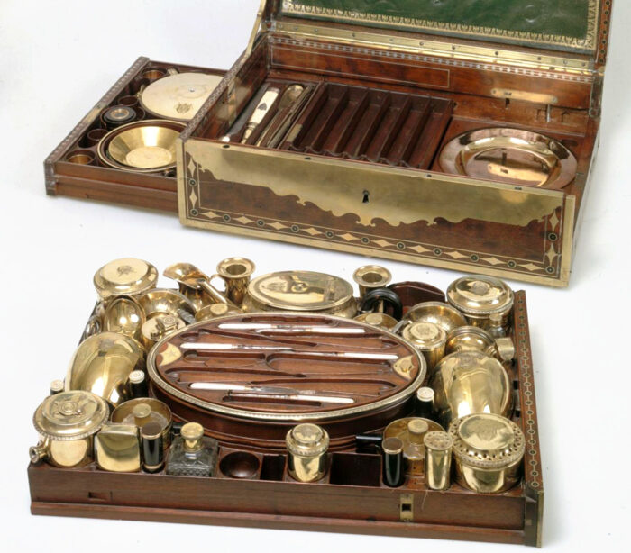 Necessaire de voyage belonging to Napoleon 1st, manufactured by Martin-Guillaume Biennais.